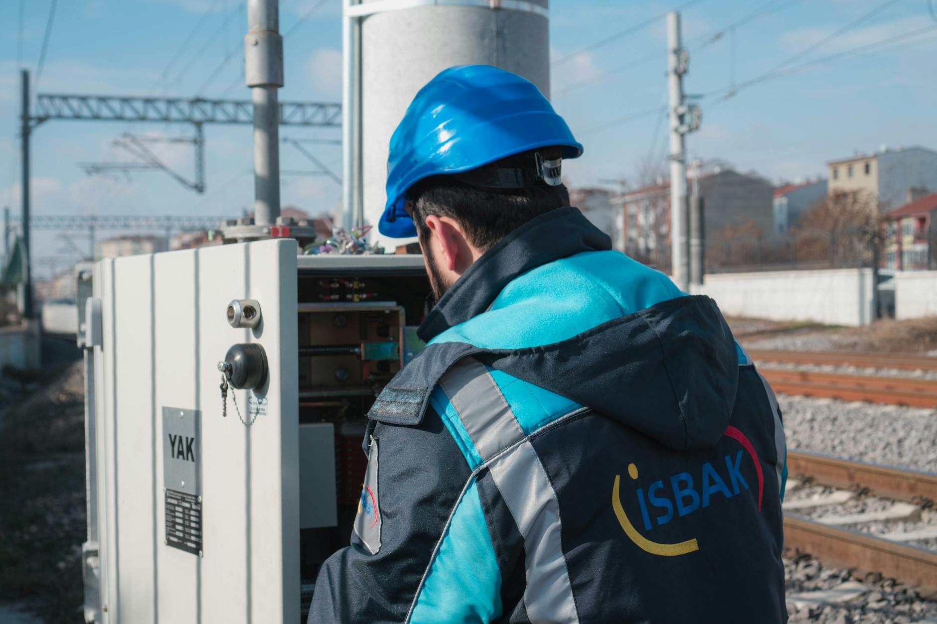 DEWA-licensed electrician working on an electrical panel in Dubai